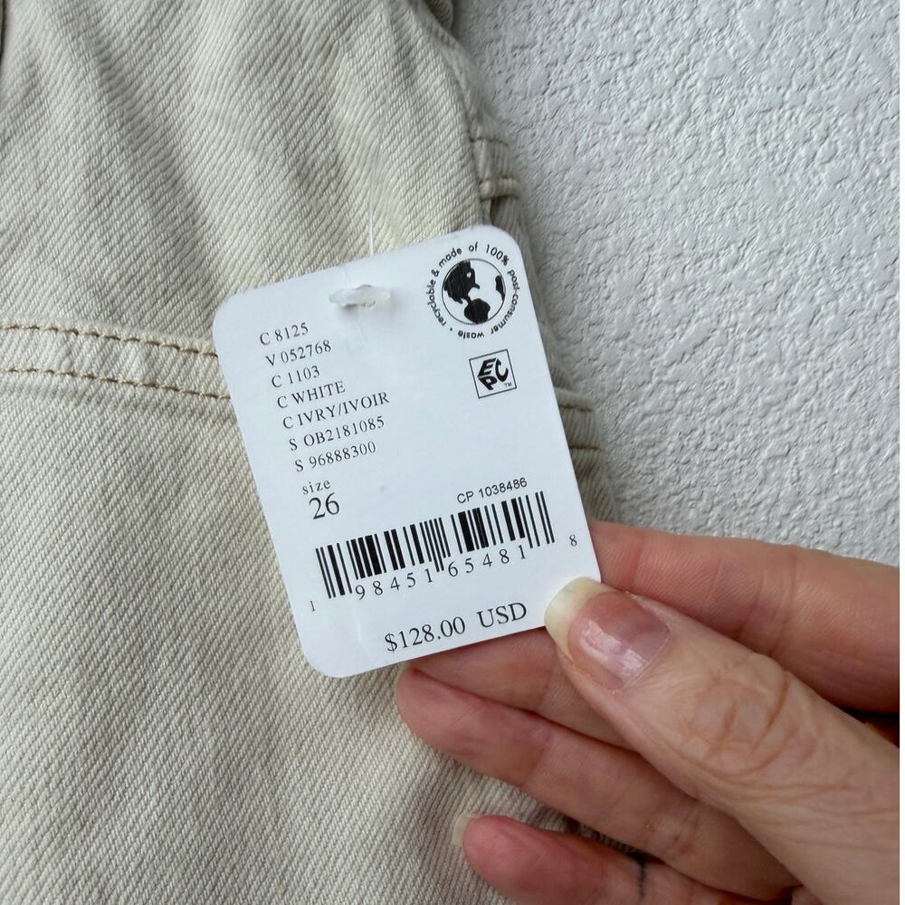 NWT We The Free Moxie Shorts Ivory Rope Belt Raw Hem Eyelet Size 26 - Picture 7 of 14